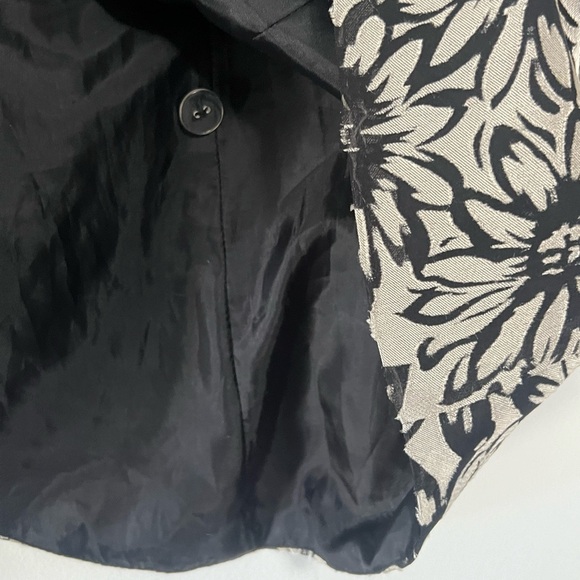 Alex Evenings Jacket Silver and Black Floral Waist Tie Top. Size L - Picture 11 of 12